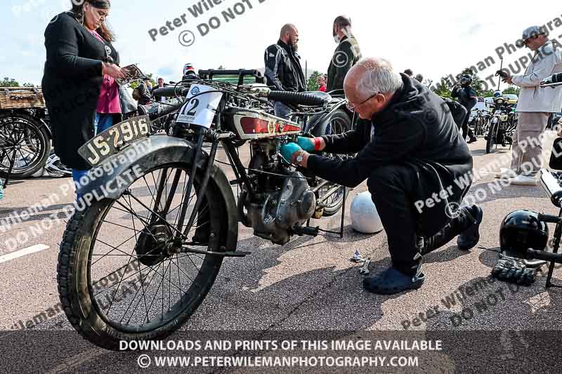 Vintage motorcycle club;eventdigitalimages;no limits trackdays;peter wileman photography;vintage motocycles;vmcc banbury run photographs